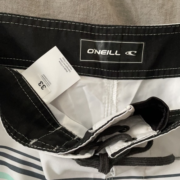 O’Neill Board Shorts - Picture 2 of 3